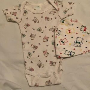 🍼 Miniwear Preemie Short Sleeve Bodysuit with Cap